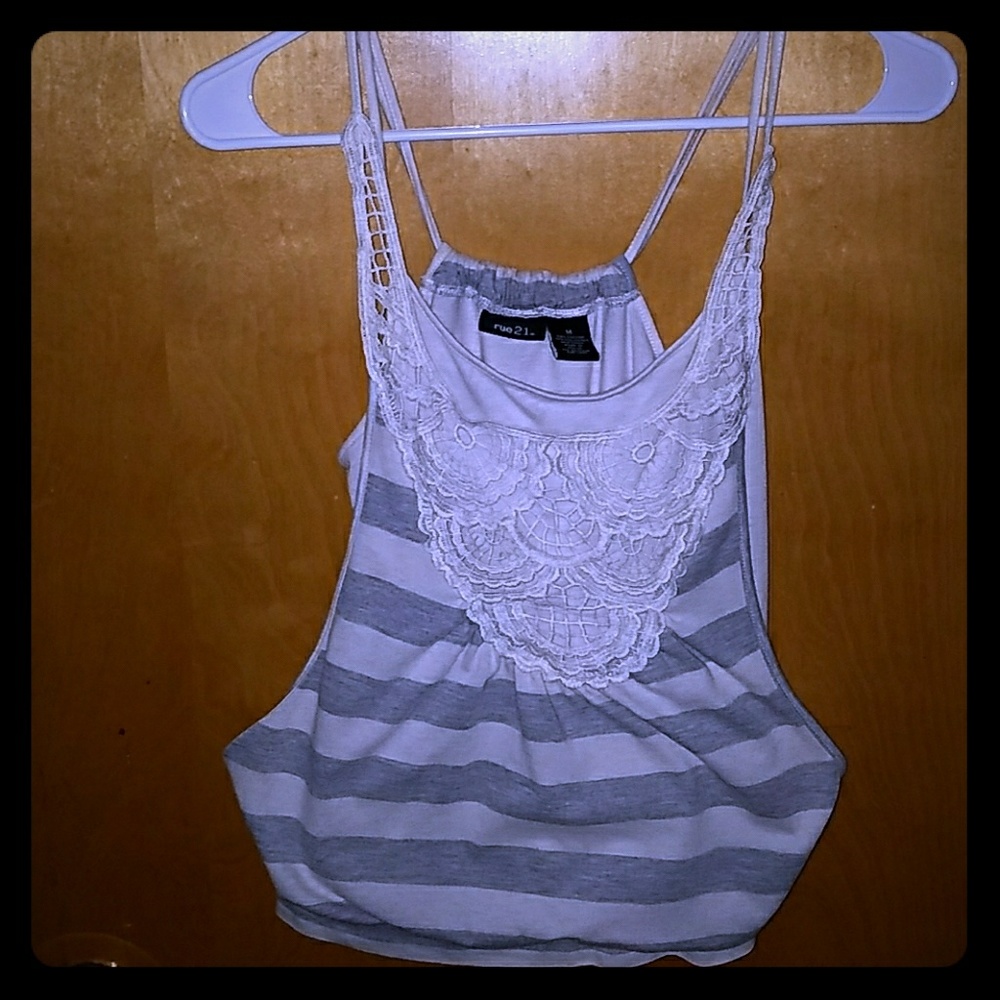 Crop tops